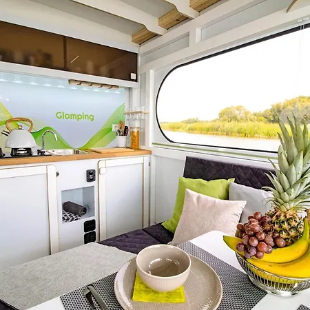 Hausboot Fiona Im Yachthafen Berlin-schmoeckwitz Auf Der Spree Und Dem Mueggelsee Von Anfang April Bis Ende Oktober * Berlin